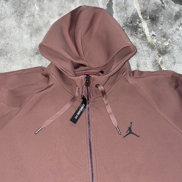 🔥🔥Jordan 23 engineered fleece hoodie (XXL)🔥🔥 - Picture 3 of 7
